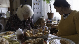 На Коледа: Какво трябва на правим с късмета от Бъдни вечер?