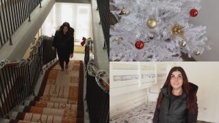 Снимка: Коледно чудо в Тенево: След репортаж на bTV самотна майка и децата ѝ вече имат дом и работа