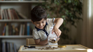 Как да обясним на децата смяната от лев в евро през 2026?