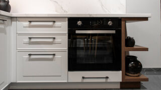 За какво служи малкото чекмедже под фурната (СНИМКИ+ВИДЕО)