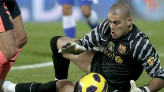 Виктор Валдес тренира с Манчестър Юнайтед