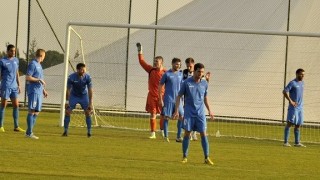 Левски изпусна победата срещу третия в Румъния (ВИДЕО)