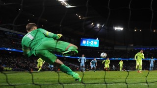 Барса посреща Ман Сити, опитвайки да не мисли за Реал