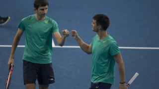 Трима българи в първия ден на 