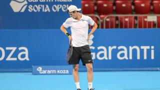 Лазаров отпадна в първия кръг на 