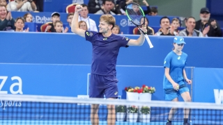 Давид Гофен детронира шампиона и чака Григор на финалa   