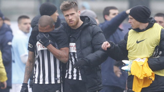 Расистки обиди разстроиха до сълзи играч на 