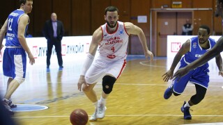 Филип Виденов напусна 