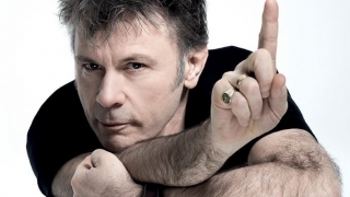Зад кулисите на "Iron Maiden" с автобиографията на Брус Дикинсън