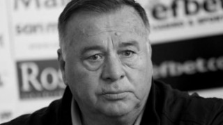 Почина Павел Панов