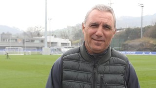 За Камата жонглирането с тоалетна хартия не е предизвикателство (ВИДЕО)