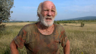 От шампион на ринга до... клошар в България (ВИДЕО)