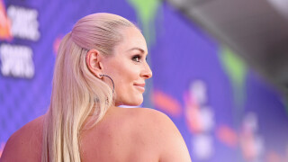 Линдзи Вон представи най-често срещаното бизнес облекло (ВИДЕО)