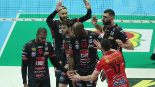 Петгеймова драма прати Соколов на финал за Купата на Италия