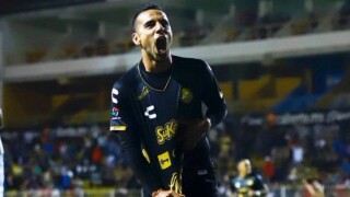 Играч на Марадона вкара със задна ножица извън наказателното (ВИДЕО)