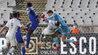 Линейка на терена: Футболист на 