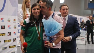 Най-верният фен на Стойка Петрова (ВИДЕО)