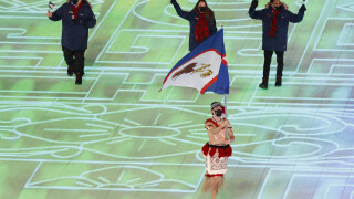 И Пекин 2022 си има гол знаменосец (СНИМКИ)