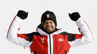 Като баща си: Австриец спечели историческо злато в комбинацията