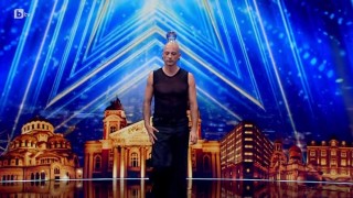 Джиоти Супернатюрел прави магия с очи