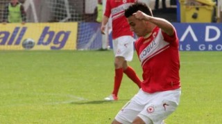 ЦСКА не може да картотекира футболисти заради Сержиньо и футболен мениджър 