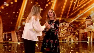 Симона Петрова вдигна на крака публика и жури с изпълнението си