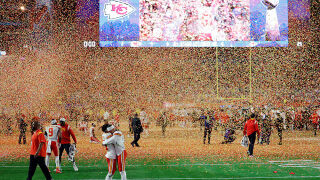 Канзас спечели Супербоул LVII