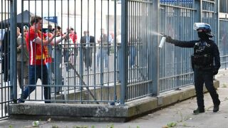 Самопризнание от УЕФА за хаоса от финала в Шампионската лига