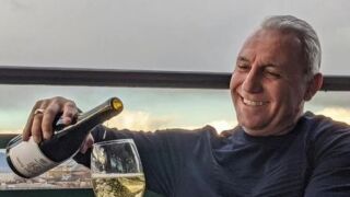 Стоичков с поздрав за всички празнуващи