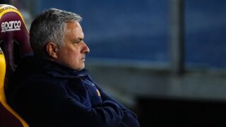 ПСЖ си заплю Жозе Моуриньо