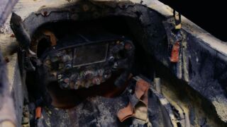 Като факла: Какво остана от болида на Грожан
