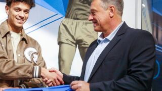 Официално: Левски подписа с испански нападател (ВИДЕО)