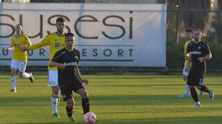 Барселона си хареса още един талант на Славия 