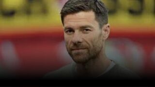 Ливърпул развали празника на феновете на Байер