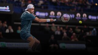 Григор Димитров продължава похода си в Марсилия (ВИДЕО)