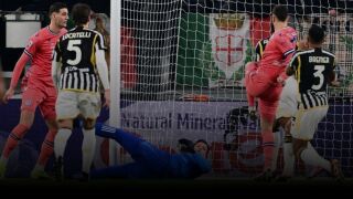 Ювентус зарадва Интер с издънка у дома (ВИДЕО)