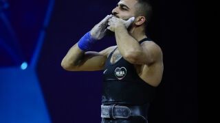 Ангел Русев ще вдига на световното днес! Вижте къде да го гледате! 