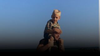 Ражда се в 7-ия месец, болен е, но пее, чете и смята. Сега има нужда от нашата помощ