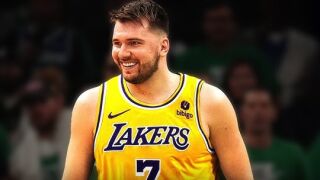 Новата суперкола на Лука Дончич е като Батмобил (ВИДЕО)