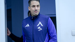 Треньорът на Левски: Не ме вълнуват сравненията с Артета и Алонсо!