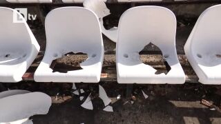 Вижте как изглежда стадионът на Славия след погрома (ВИДЕО)