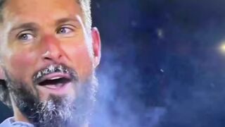 Брадата на Оливие Жиру замръзна! (СНИМКА)