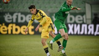 Дузпи определиха последния полуфиналист за Купата