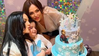 Глория майстори сърми за Коледа, Симона Загорова пече съвършени питки (ВИДЕО)