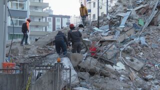 Снимка: 3 години след опустошителните земетресения в Турция: Специалните пратеници на bTV са в най-засегнатите райони