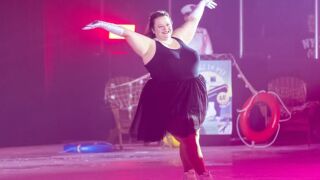 Мечта на пауза: Жена се завърна към фигурното пързаляне на 49 години