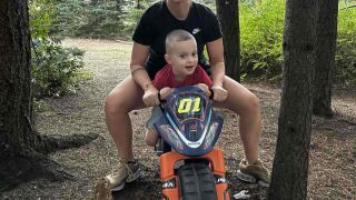 Една баба на 47: Таня Гатева дриблира между две деца, внуче и мечтата да види женския баскетбол в България отново жив (ВИДЕО)