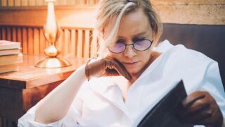 Рене Карабаш сбъдна мечтата си - влезе в краткия списък на наградите "Букър"! (ВИДЕО+СНИМКИ)