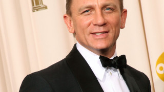 Новото старо лице на Агент 007 