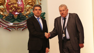 Наградиха с орден „Стара планина" бащата на инвитрото в България